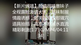 邹平夫妻，老公给拍照的