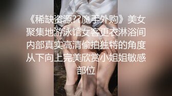 女神露脸被我舔