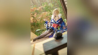 《頂級女模震撼洩密》顔值巅峰秀人網當紅女神模特【美桃醬】大膽私拍 萬元定制逼臉同框愛心陰毛粉嫩私處道具紫薇挑逗