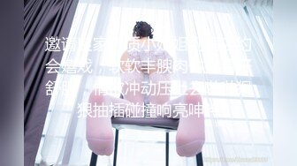 广州车展色魔摄影师各种刁钻角度偷拍众多车模小姐姐各种不经意间的走光 (1)