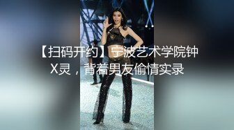 騷屄女友被尻的两柰子乱抖