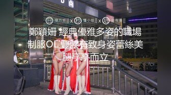 【新片速遞】 骚人妻露脸在家被两个大哥玩弄，乖巧的舔弄大鸡巴，让小哥抱在怀里揉奶玩逼，道具抽插，多体位蹂躏爆草好骚